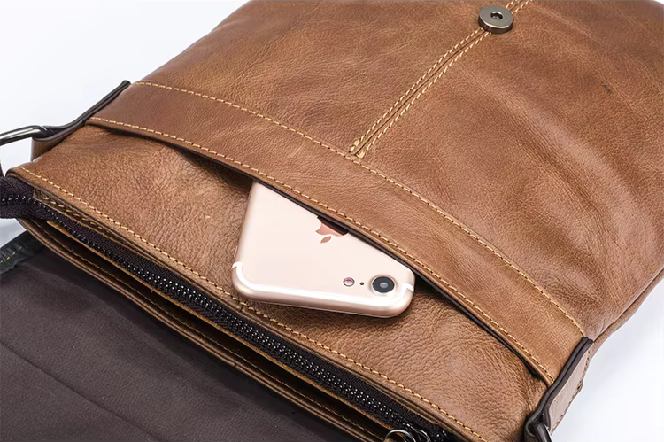 Shoulder Bag Masculina Valenteo Chicago Marrom