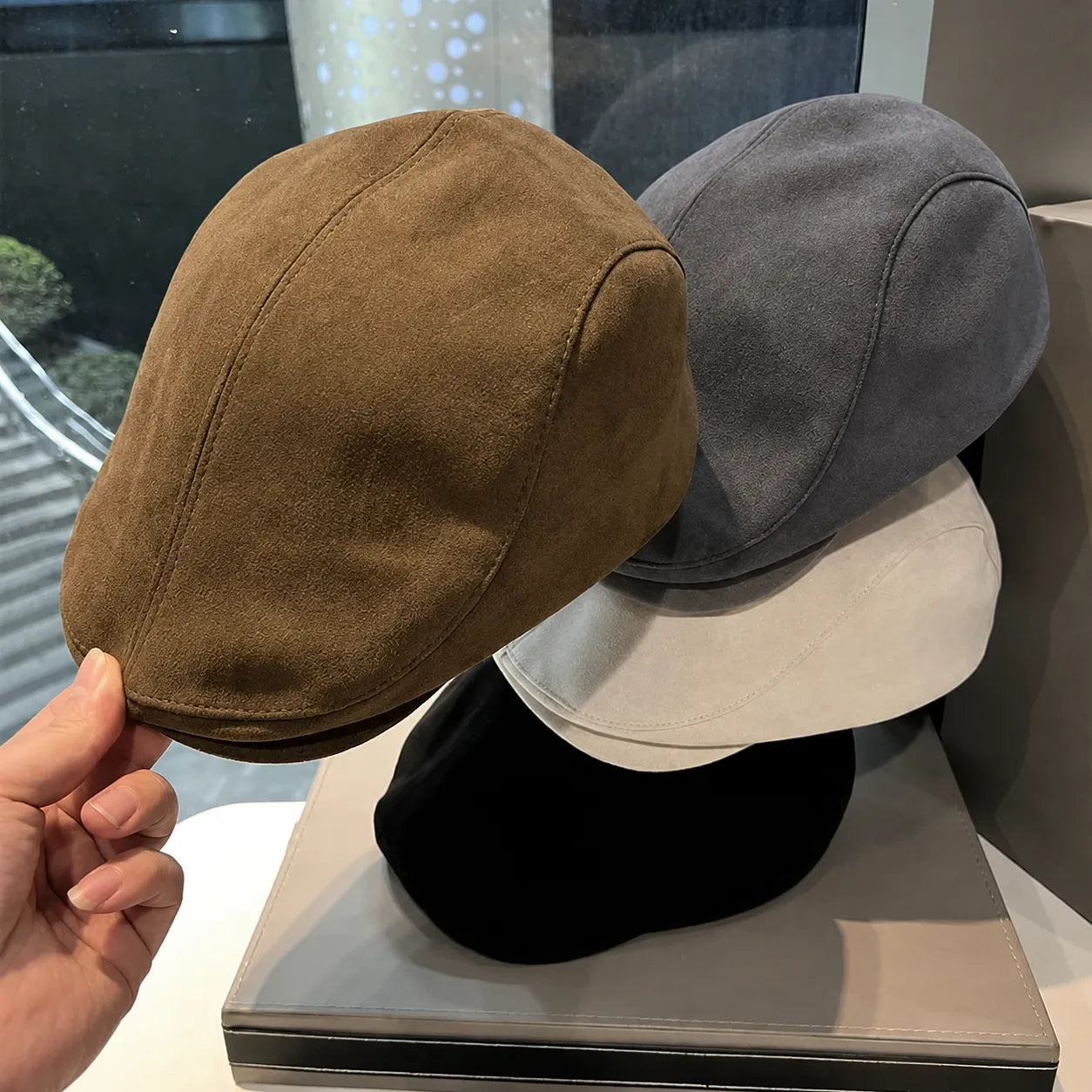 Boina_Masculina_em_Camur_a_Valenteo_Suede2