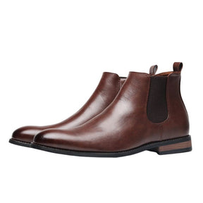 Bota Chelsea masculina marrom de cano curto com elástico lateral