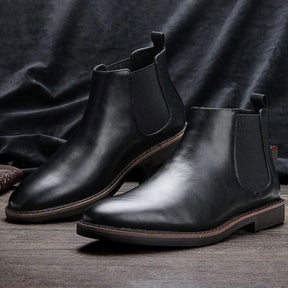 Bota de Couro Liso Slip On Masculina