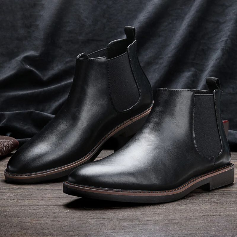 Bota de Couro Liso Slip On Masculina