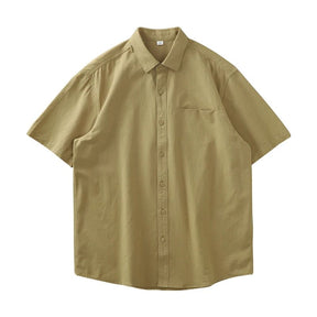 Camisa masculina bege de manga curta com botões