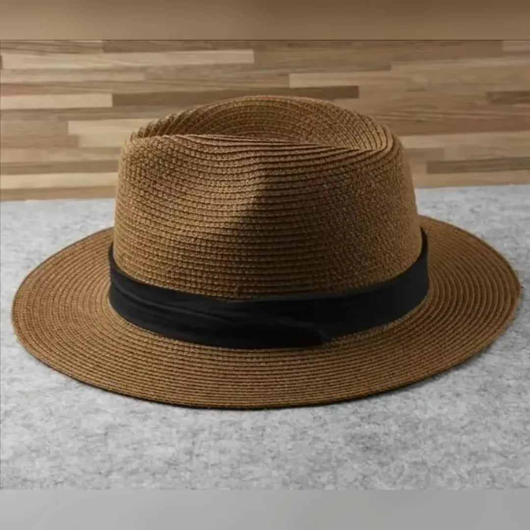 Chapéu masculino em palha
