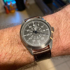 Relógio Militar Automático Pilot Aviator Marrom