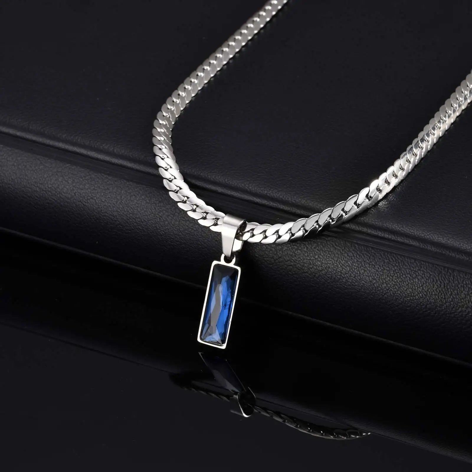 Corrente Masculina Valenteo Cuban