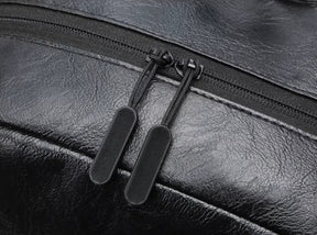 close up no fechamento em zíper resistente da mochila executiva valenteo savile